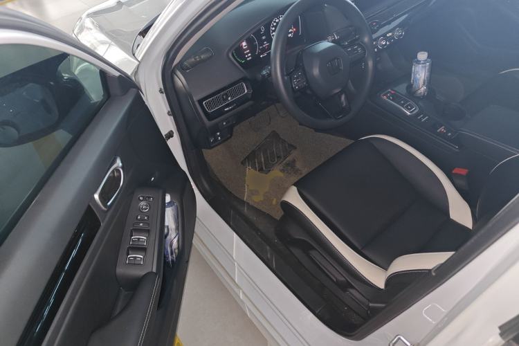 Used Honda Civic 2023 2.0L eHEV Pioneer Edition