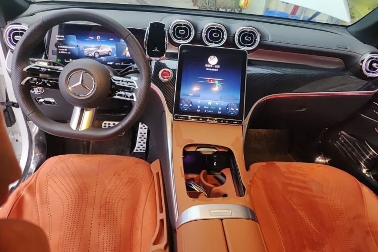 Used Mercedes-Benz GLC 2025 GLC 260 L 4MATIC Luxury Model