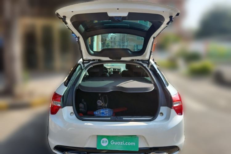 Used DS 5 2015 1.6T Luxury Edition THP160 Trunk