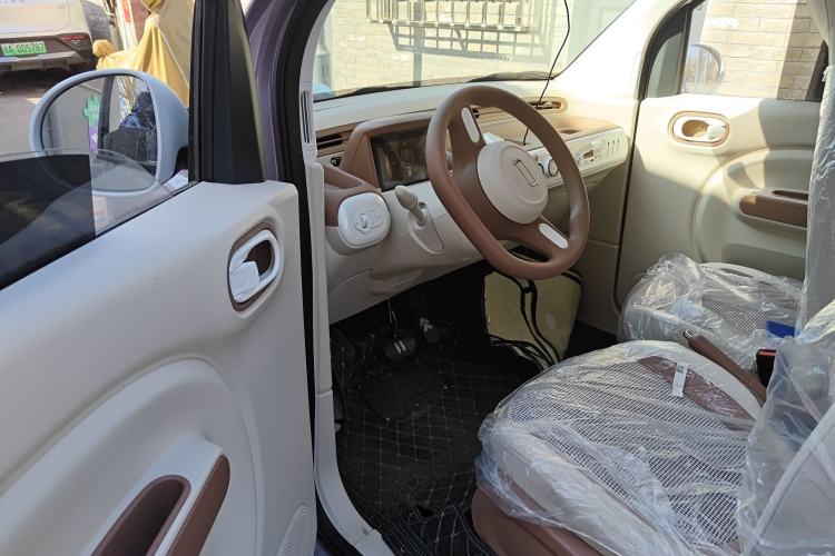 Used Bestune Pony 2026 222km Colorful Horse
