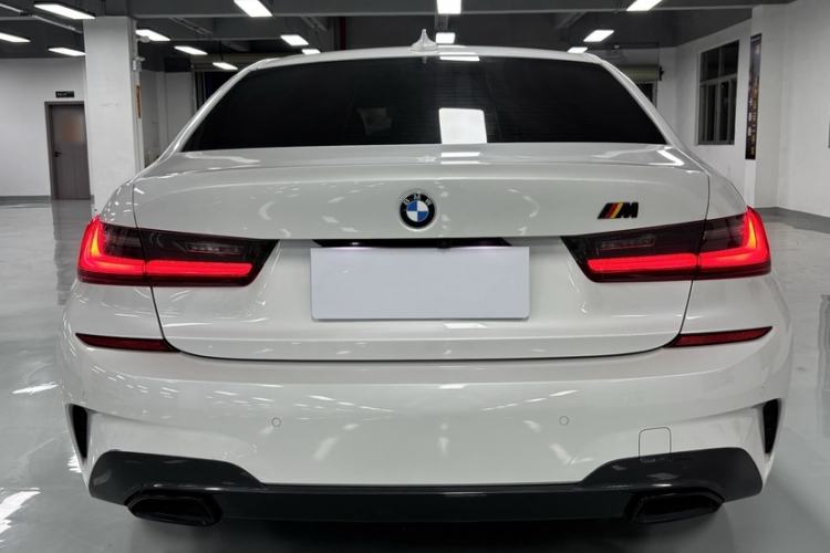 Used BMW 3 Series 2021 Restyled 325Li M Sport Package
