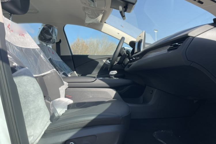 Used Hongqi E-QM5 2024 500km Range Edition
