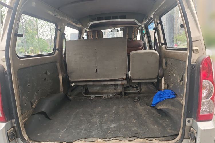 Used Wuling Rongguang 2011 1.2L Base Version Trunk