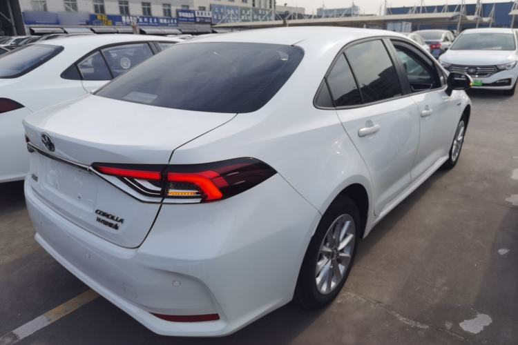 Used Toyota Corolla 2021 Dual-Motor 1.8L E-CVT Elite Edition
