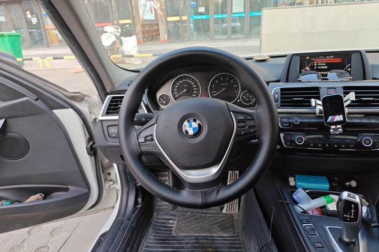 Used BMW 3 Series 2017 320Li Fashion Model
