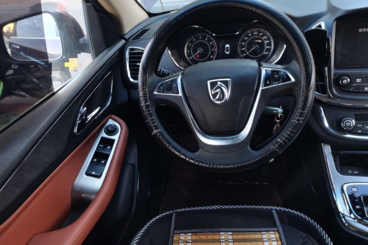 Used Baojun 560 2016 1.8L iAMT Elite Edition