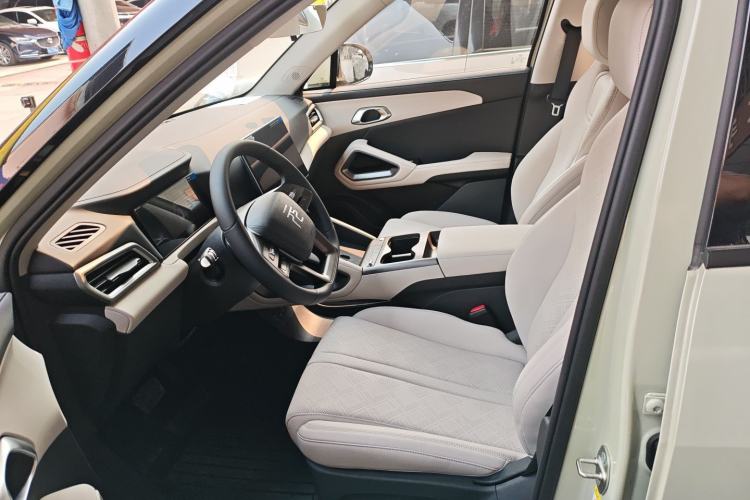 Used BYD Yuan UP 2025 Intelligent Driving Version 401 KM Dynamic Edition Left Front Seat