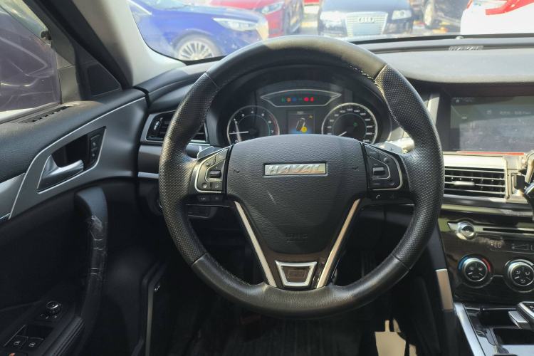 Used Haval H7 2017 Red-Label H7L 2.0T Automatic Luxury Model