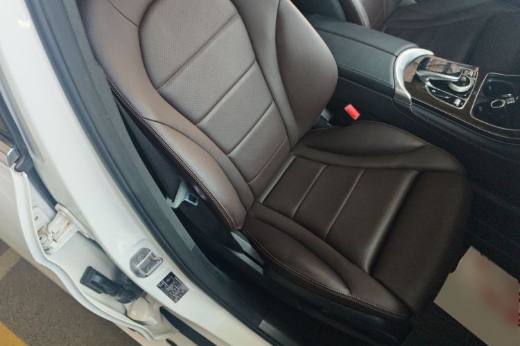 Used Mercedes-Benz GLC 2017 GLC 260 4MATIC Luxury Model