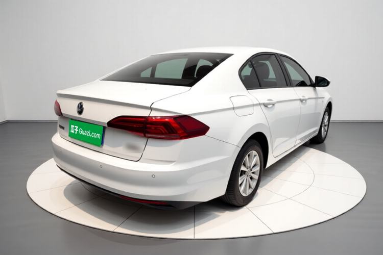 Used Volkswagen Bora 2019 1.5L Automatic Fashion Model Exterior 5