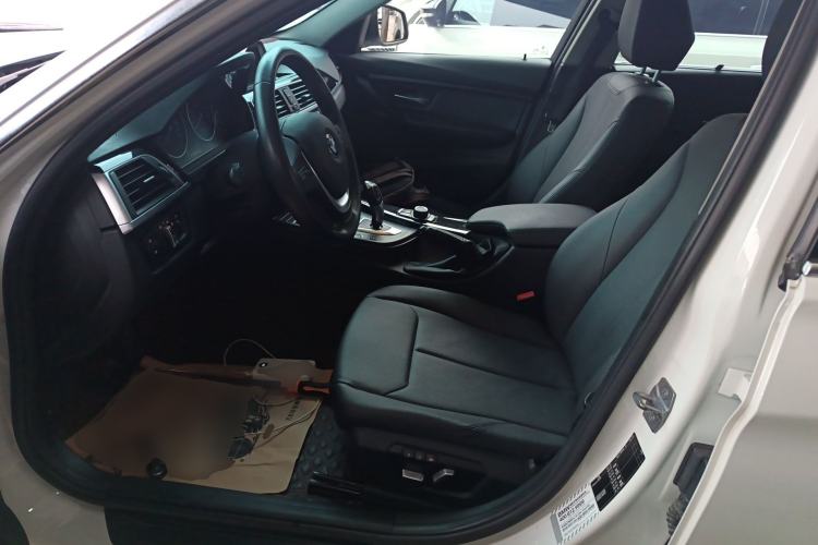 Used BMW 3 Series 2017 320Li Fashion Model Left Front Seat