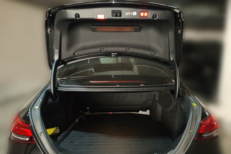 Used Mercedes-Benz E-Class 2023 Restyled E 300 L Sporty and Stylish Edition
