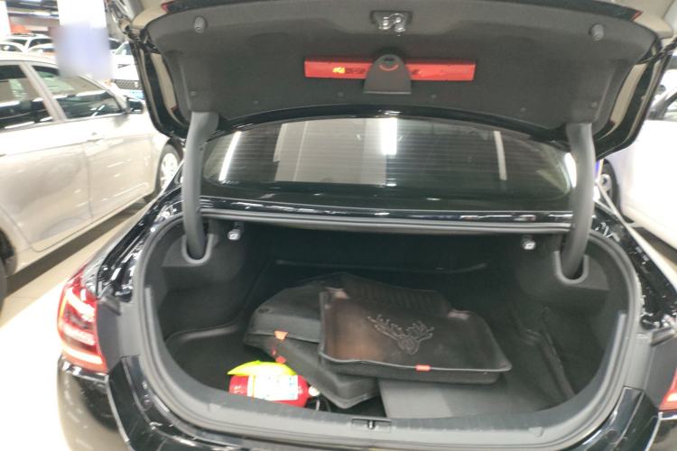 Used Hongqi H5 2022 Classic Model Facelift 1.5T DCT Qiyun Edition Trunk