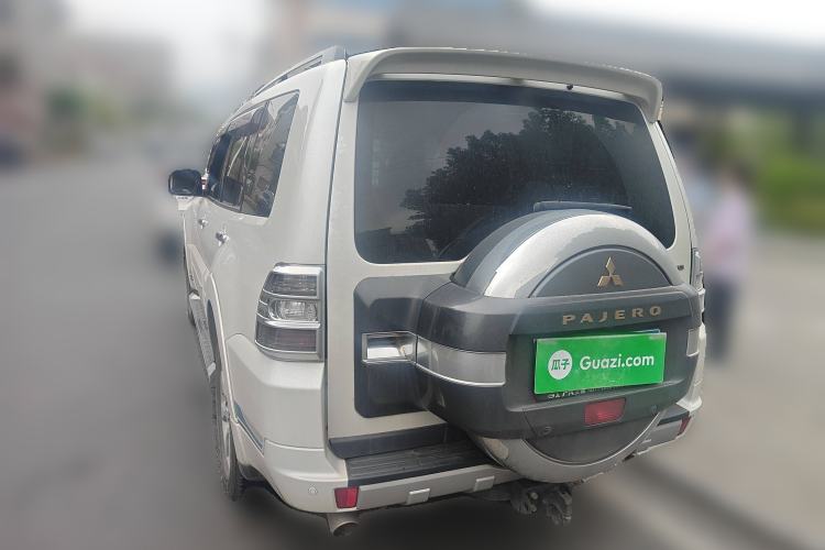 Used Mitsubishi Pajero 2018 3.0L Automatic Prestige Edition
