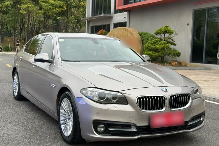 Used BMW 5 Series 2014 525Li Leading Model Exterior 4
