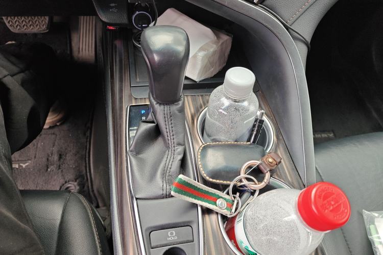 Used Toyota Camry 2018 2.0G Luxury Edition