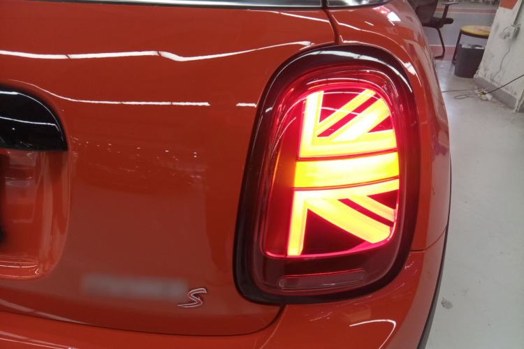 Used MINI 2019 2.0T COOPER S Artist