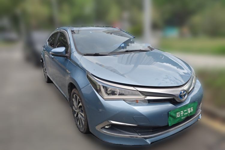 Used Toyota Corolla 2018 Dual-Engine 1.8L E-CVT Smart Edition Front Right 45 Deg