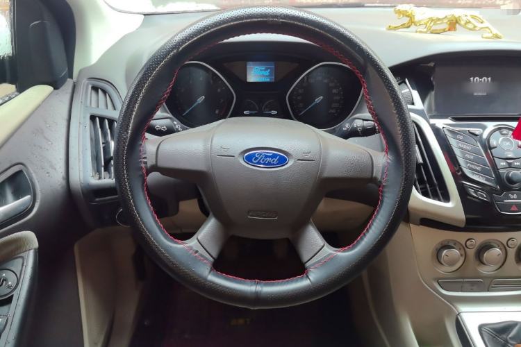 Used Ford Focus 2012 Sedan 1.6L Manual Comfort Model