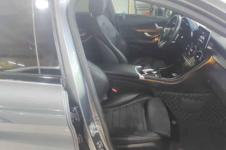 Used Mercedes-Benz C-Class 2017 Restyled C 200 Sport Edition Right Front Seat