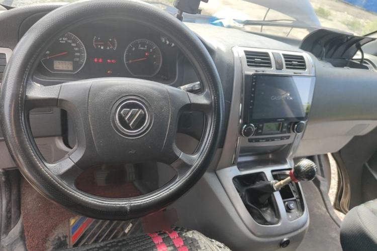 Used Foton Scenic G5 2019 2.0L Restyled New Express 6-Seater Multi-Purpose Passenger Vehicle 1TZ