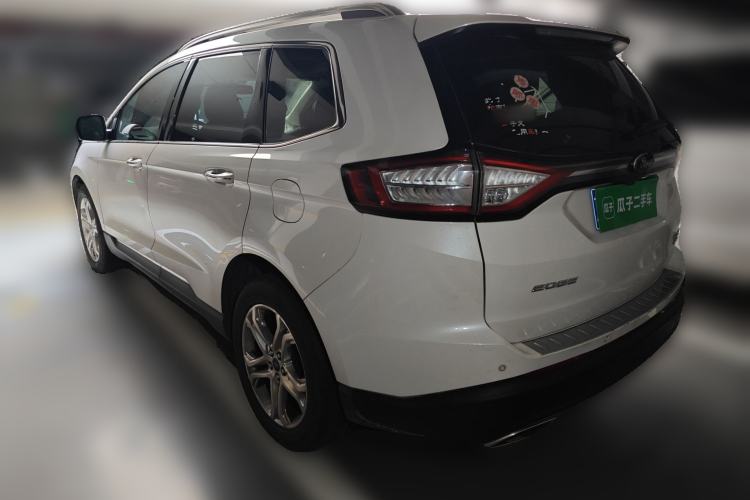 Used Ford Edge 2015 2.0T GTDi Two-Wheel-Drive High-Line Version