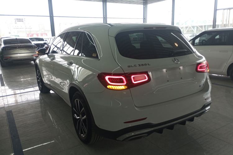 Used Mercedes-Benz GLC 2022 Facelift GLC 260 L 4MATIC Luxury Edition
