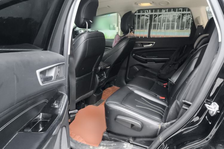 Used Ford Edge 2021 PLUS EcoBoost 245 Two-Wheel-Drive Titanium 7-Seater