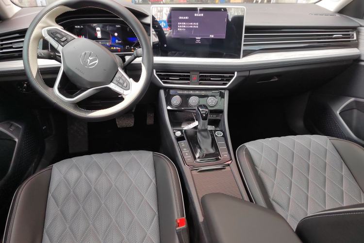 Used Volkswagen Sagitar 2023 300TSI DSG Excellence Edition
