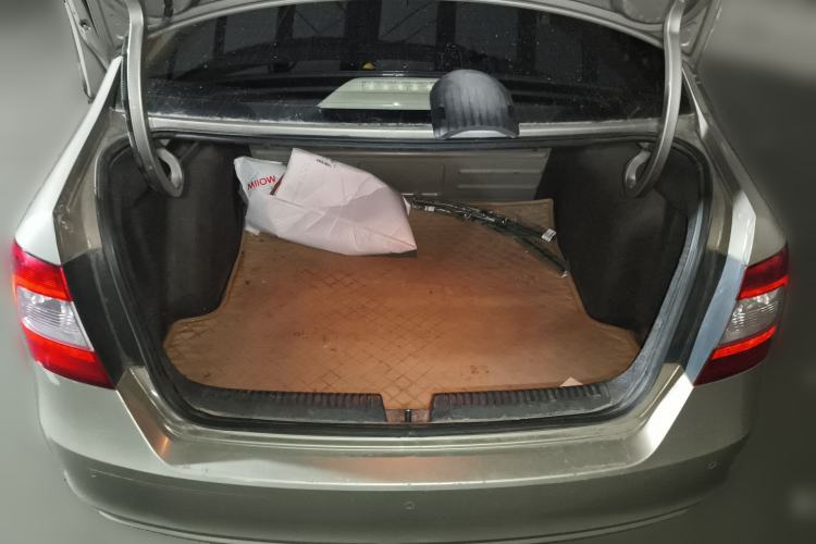 Used Skoda Rapid 2013 1.6L Manual Smart Selection Model