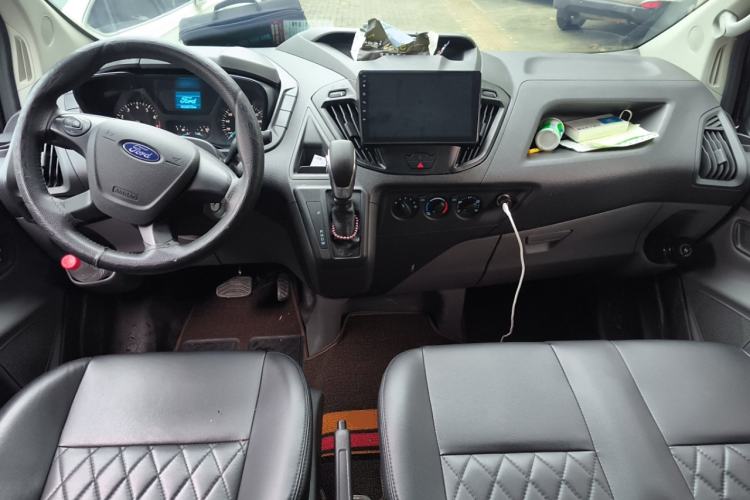 Used Ford Transit 2019 2.0T Gasoline Automatic Multi-Function Commercial Vehicle Short Wheelbase Low Roof 6-Seater China VI Standard
