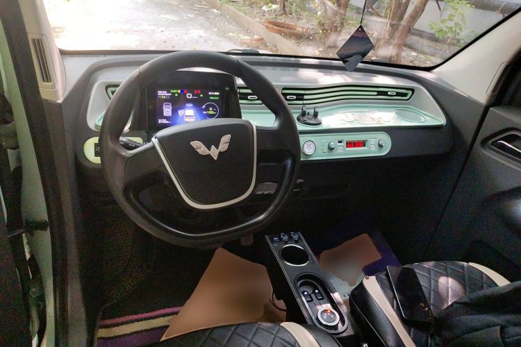 Used Wuling Hongguang MINIEV 2021 Macaron Premium Model – Lithium Iron Phosphate