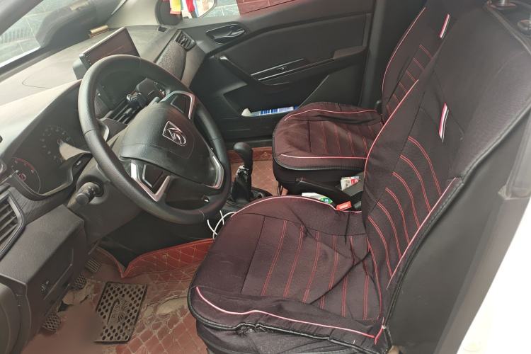 Used Baojun 310 2016 1.2L manual Comfort trim level