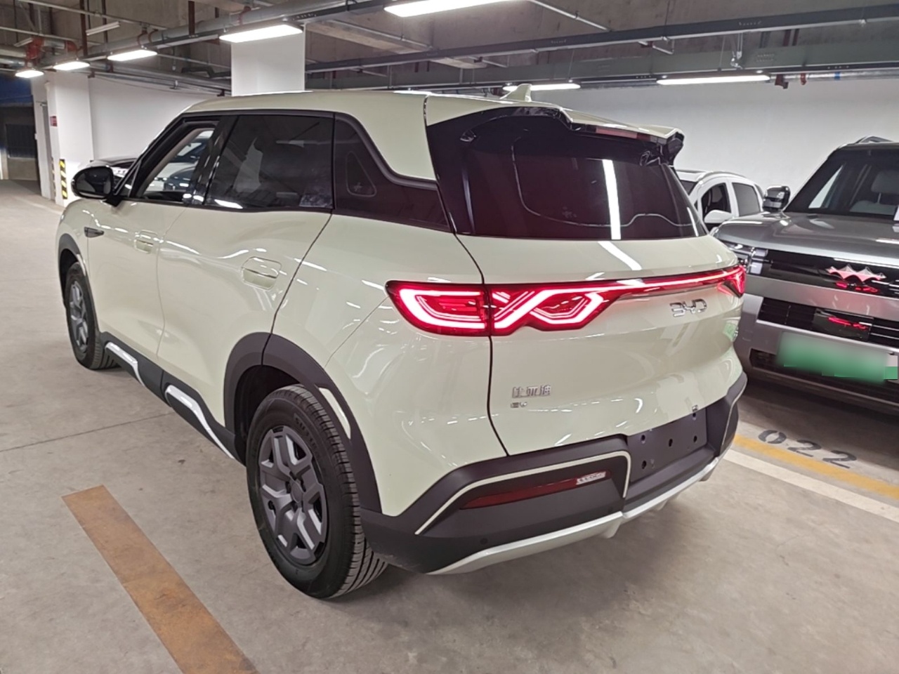 BYD Yuan UP 2024 401 km Active Version — снимка 4