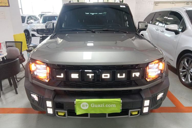 Used JETOUR Shanhai Traveler C-DM 2024 C-DM 208KM Mountain & Wilderness Edition Front