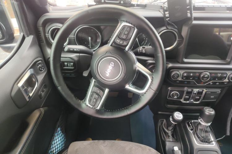 Used Jeep Wrangler New Energy 2021 Four-Door 2.0T 4xe Sahara Steering Wheel