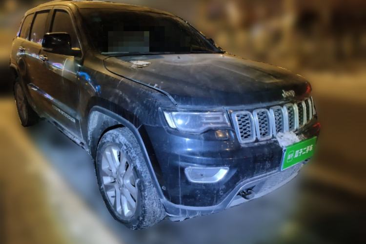 Used Jeep Grand Cherokee 2016 3.0L Comfort Navigation Edition Front Right 45 Deg