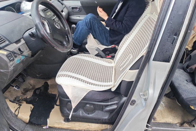 Used Great Wall V80 2011 2.0L Manual Comfort Version