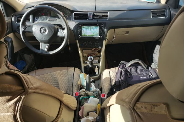 Used Skoda Rapid 2013 1.6L Manual Smart Selection Model