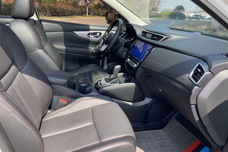 Used Nissan Qashqai 2022 2.0L CVT XV Premier Luxury Edition Interior 7