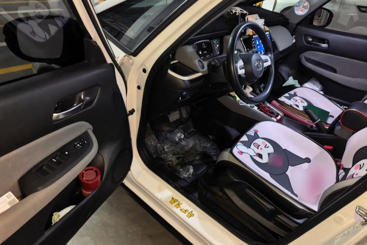 Used Honda LIFE 2023 1.5L CVT CRO-SS Fun Edition Driver Seat