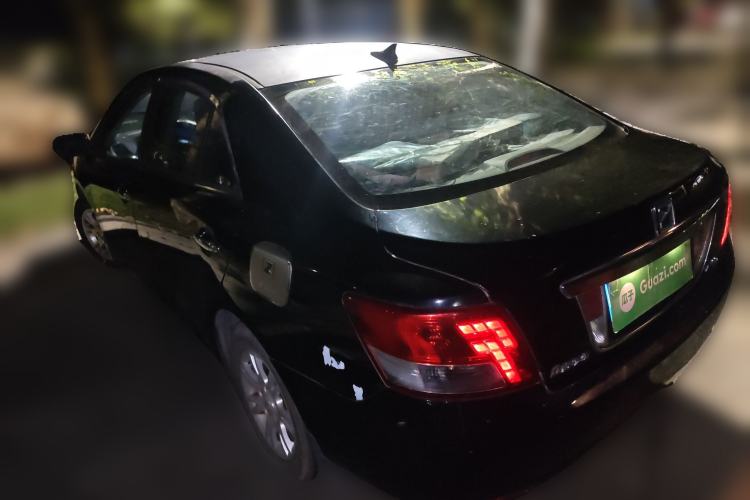 Used Zotye Z300 2012 1.5L Manual Luxury Version
