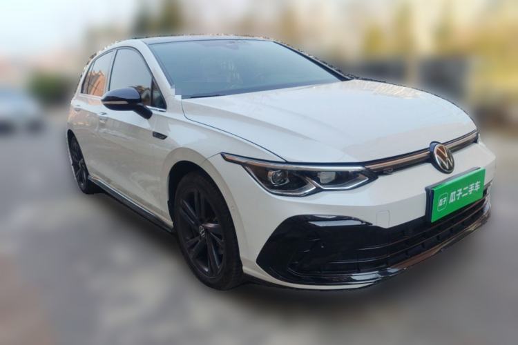 Used Volkswagen Golf 2021 280TSI DSG R-Line Front Right 45 Deg