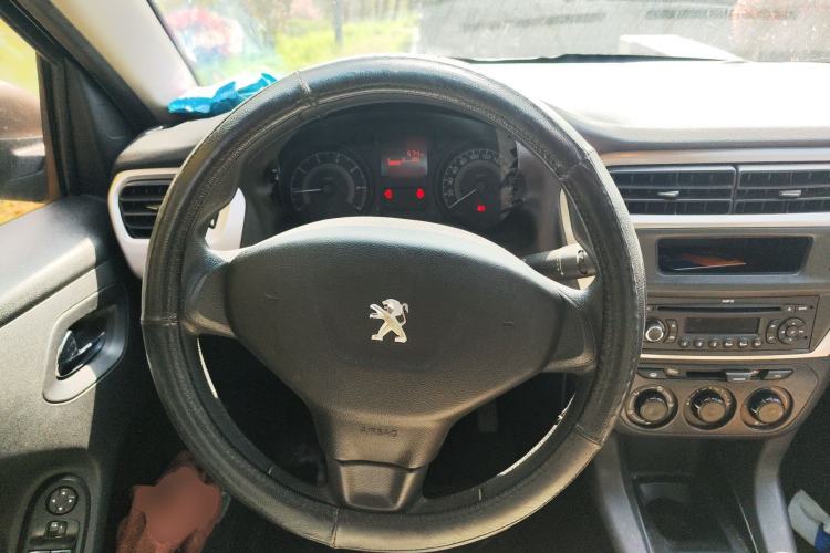 Used Peugeot 301 2014 1.6L Manual Comfort Edition Steering Wheel