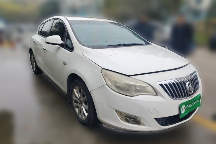 Used Buick GT 2014 XT 1.6L Automatic Fashion Edition Front Right 45 Deg