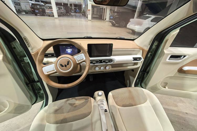 Used Wuling Hongguang MINIEV 2024 3rd Generation 215km Advanced Version