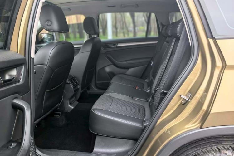 Used Skoda Kodiaq 2018 Facelifted TSI330 5-Seater Two-Wheel-Drive Comfort Edition Interior 3