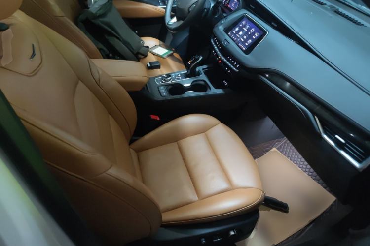 Used Cadillac XT4 2022 28T Two-Wheel Drive Prestige Version
