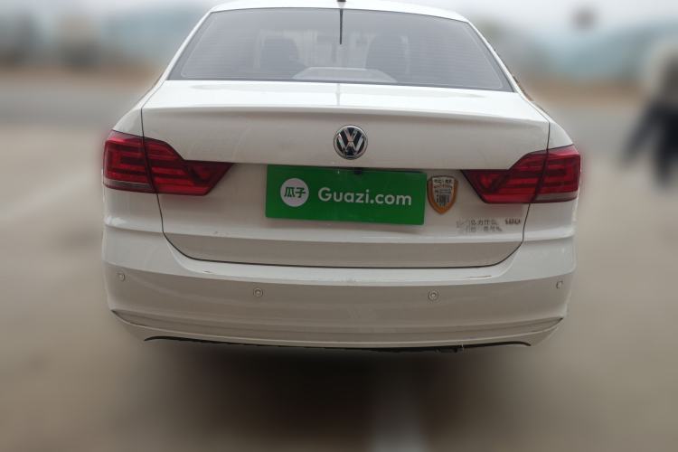 Used Volkswagen Santana 2016 1.6L Manual Fashion Edition