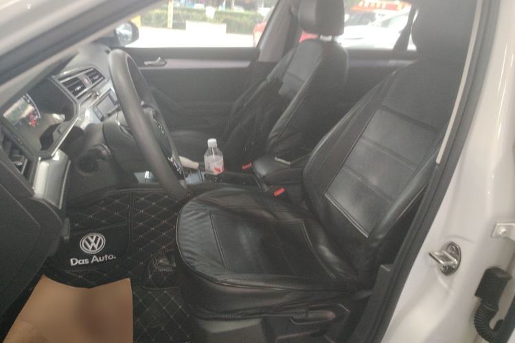 Used Volkswagen Lamando 2021 230TSI DSG Fashion Edition Left Front Seat